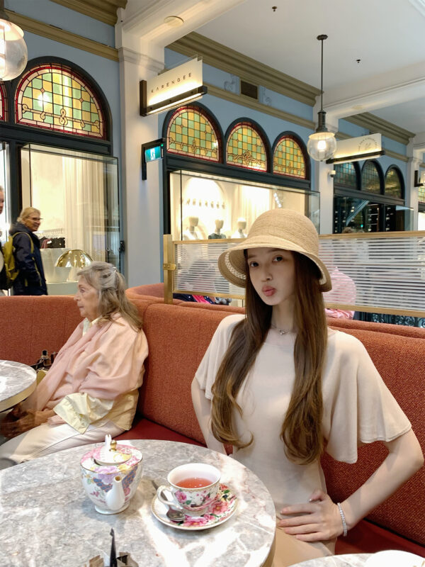 Madofit 마두/송향루모_호평받는 원사, 실크·텐셀 소재의 흐르는 듯한 로터스 소매 끈 묶는 티셔츠
